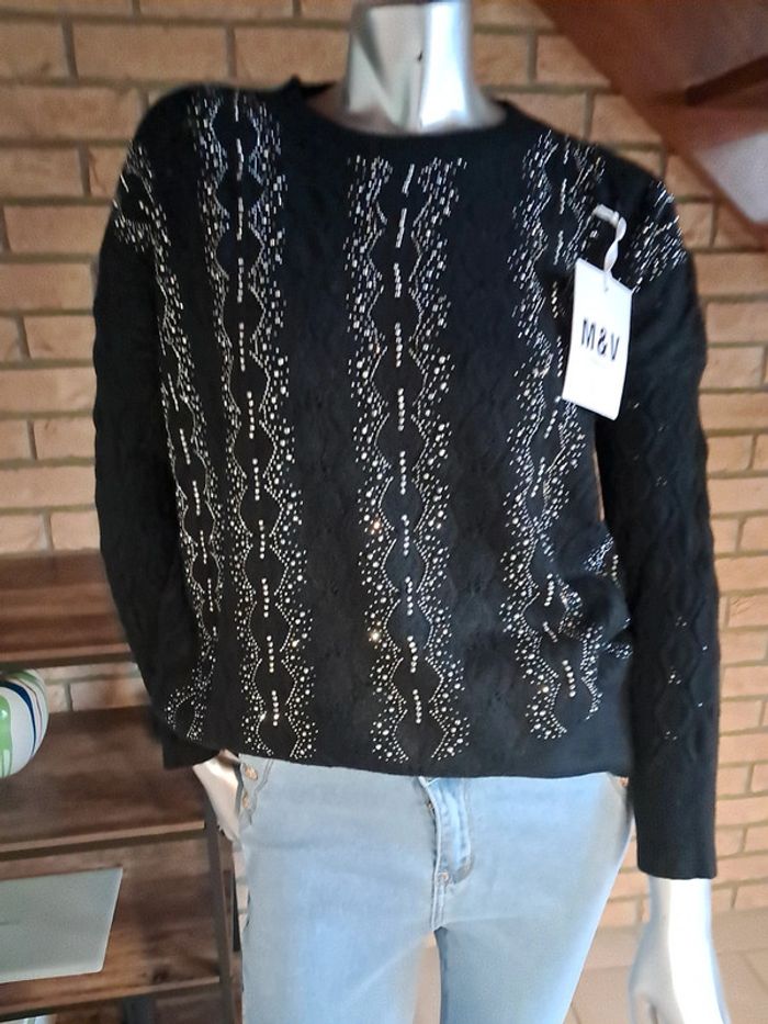 Pull à strass - photo numéro 2