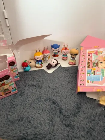 Pop Mart The monsters Pâtisserie