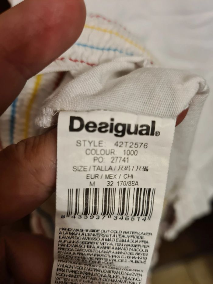 Tshirt manches courtes femme Desigual Taille M - photo numéro 4