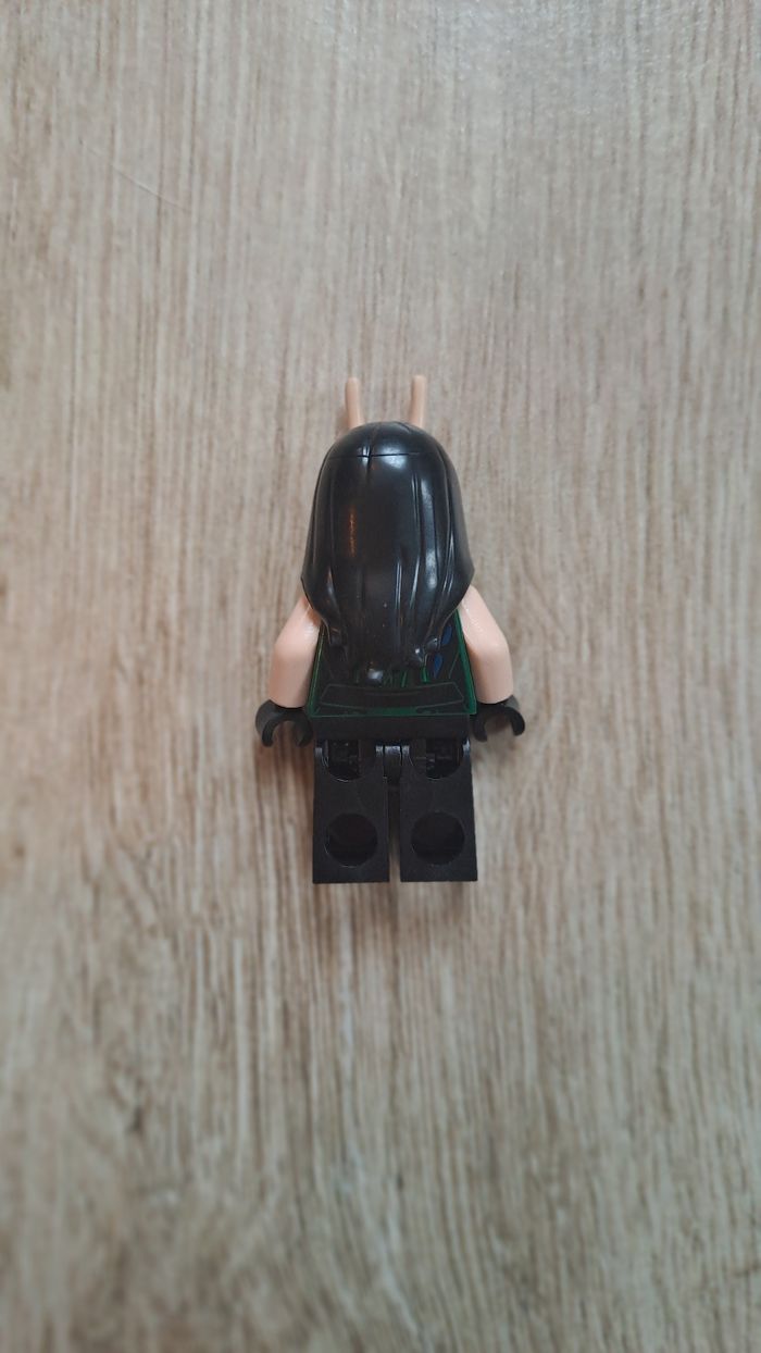 Lego Minifigure Mantis - photo numéro 2