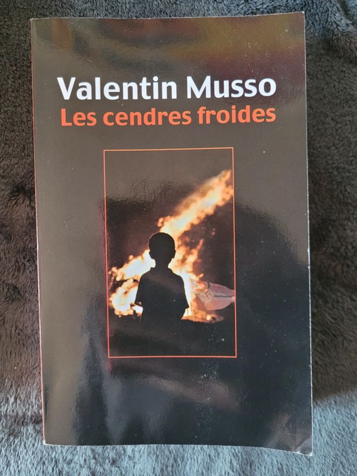 Les cendres froides