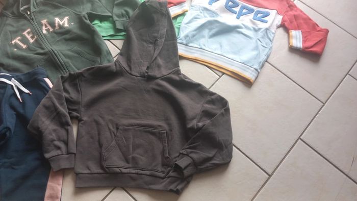 Lot de 6 pièces sport fille 8 ans - photo numéro 3