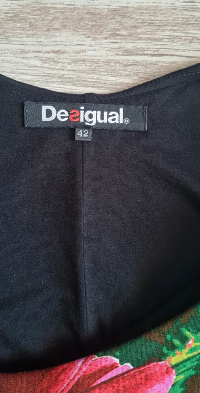 Robe Desigual taille 42 - photo numéro 3
