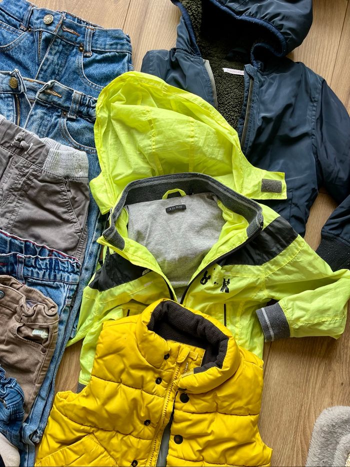 Lot complet de 113 vêtements garçon taille 3/4 ans - photo numéro 7