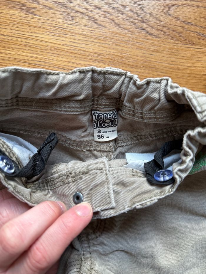 Short garçon – Tape à l’Œil 👦 Taille : 3 ans Très bon état - photo numéro 3