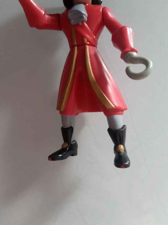 Figurine Capitaine Crochet - photo numéro 4