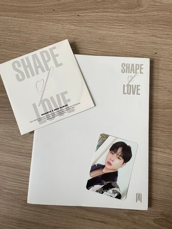 monsta x shape of love vibe