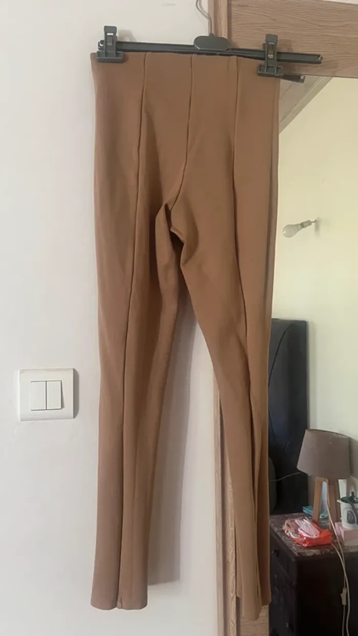 Pantalon beige - photo numéro 2