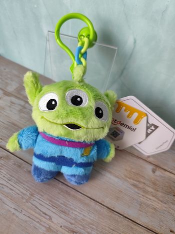 porte clé Disney peluche alien toy story