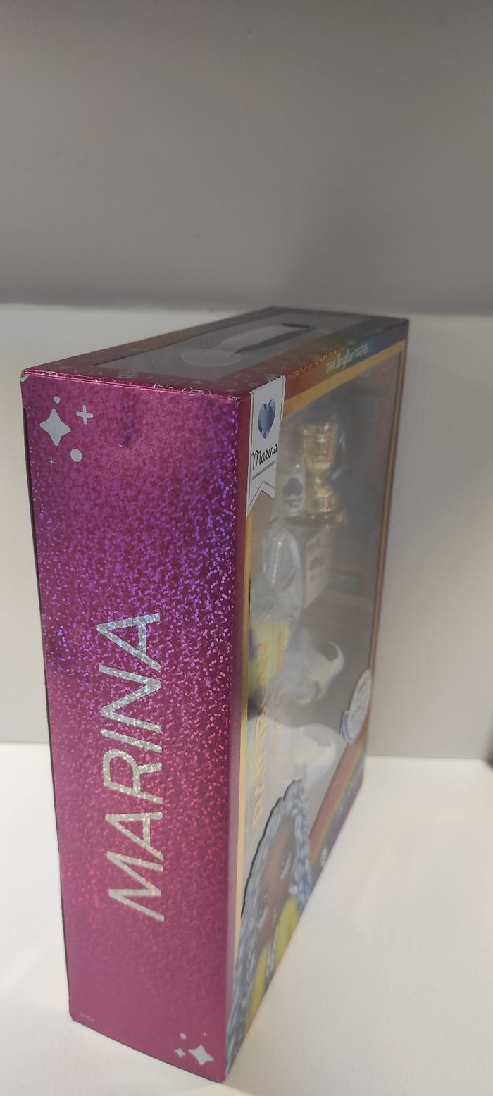 Poupée rainbow high marina - photo numéro 3