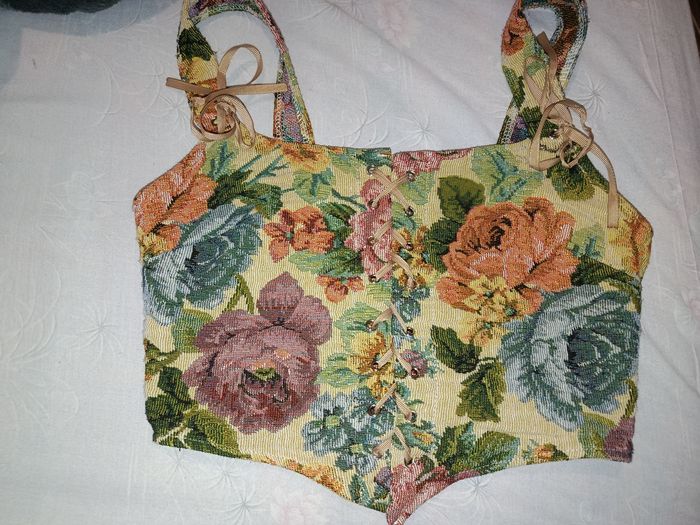 Corset taille S - photo numéro 3