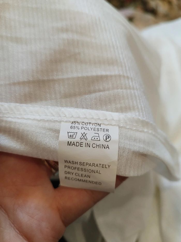 Très jolie robe Showroom privé neuve taille unique - photo numéro 3