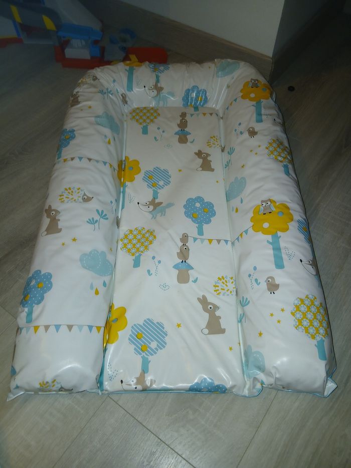Matelas a langer mots d’enfants