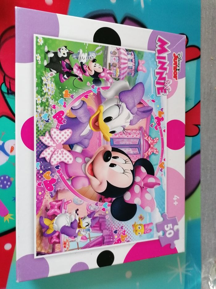Puzzle minnie complet