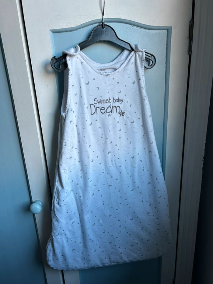 Gigoteuse fine , intérieur éponge , kiabi ,0-6 mois