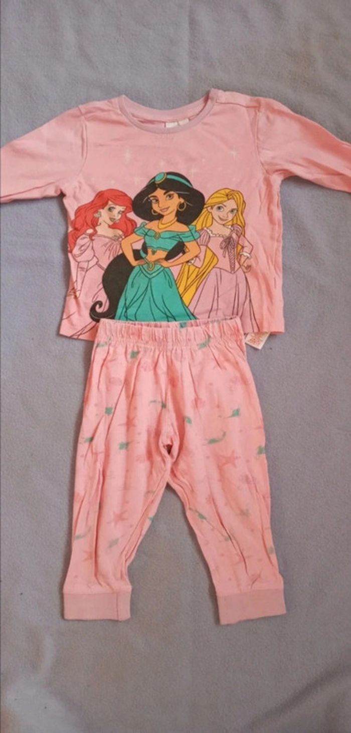 Pyjamas Disney princesse taille 92cm