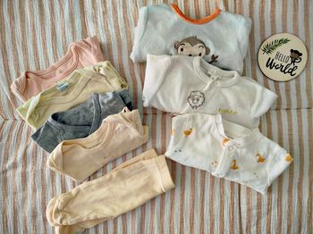 Lot de 8 vêtements - Taille naissance