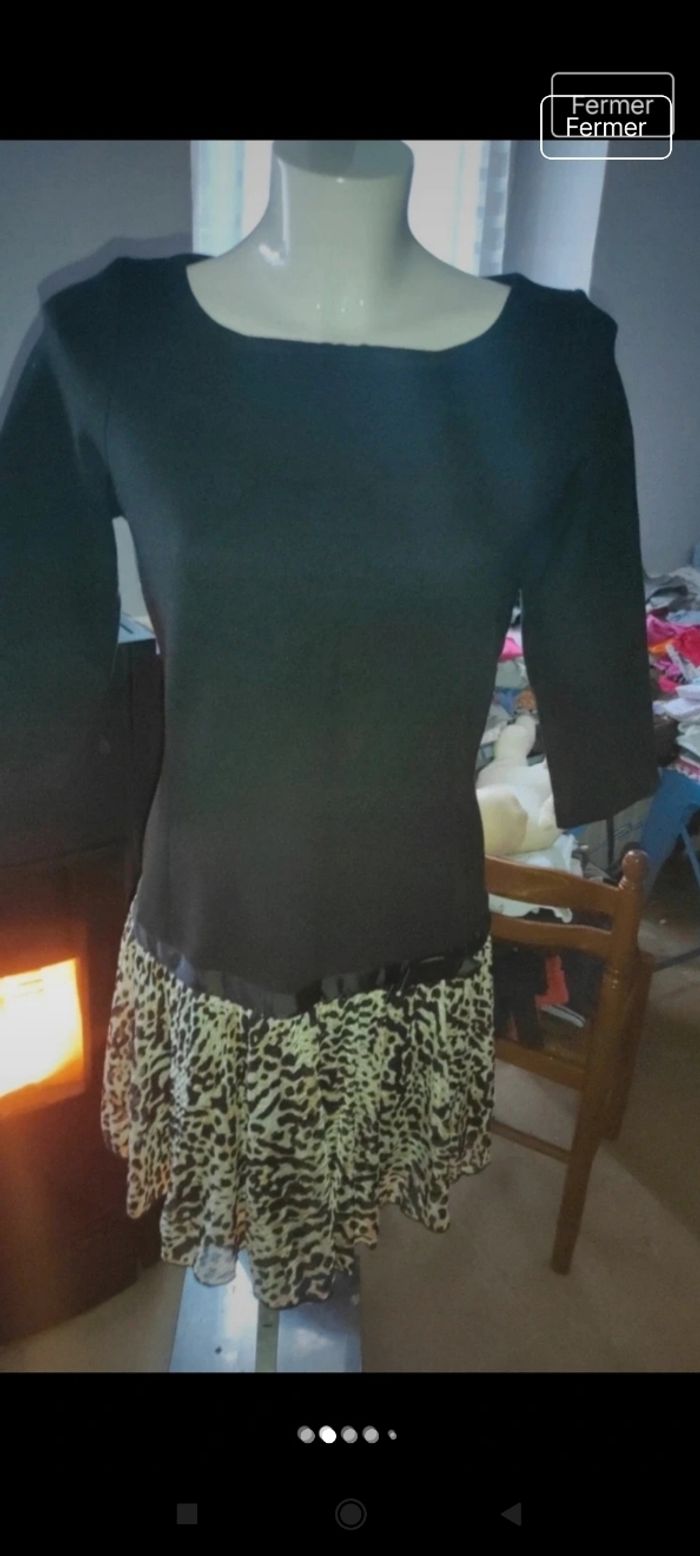 Très belle robe femme jamais servi f33