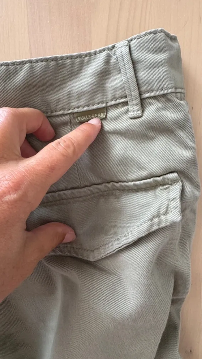 Pantalon kaki large pull and bear 40 - photo numéro 5