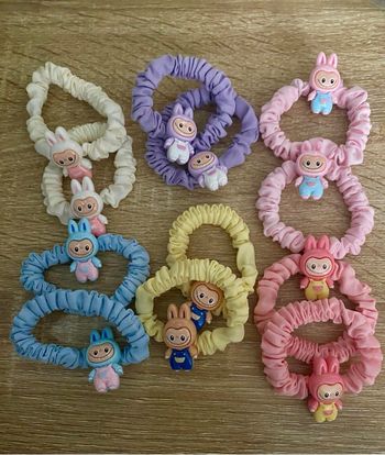 Lot de 12 élastique labubu