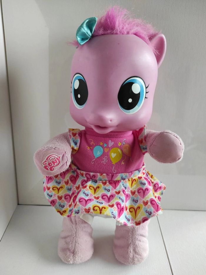 Plush Pinkie pie learns to walk my little Pony , poney g4 #geektradeponeyg4