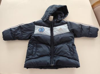 tres jolie manteau doudoune a capuche adidas reflechissante taille 12 mois