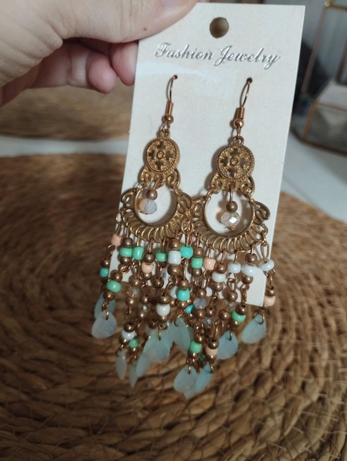 Boucles d'oreilles fantaisie - photo numéro 2
