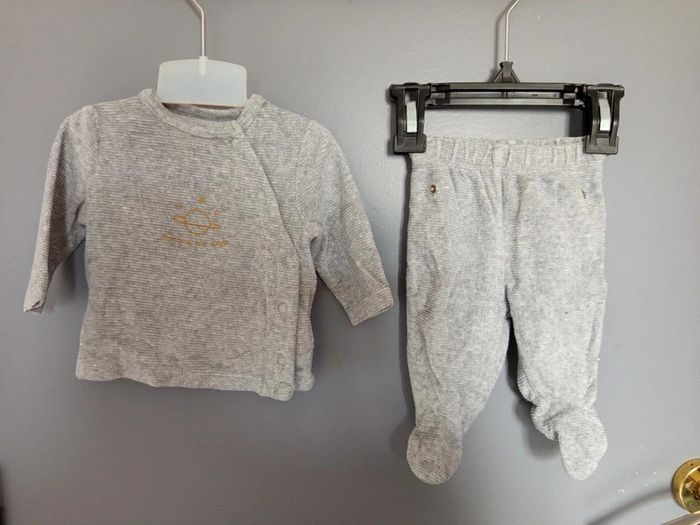 Lot pyjama velours 1 mois - photo numéro 5