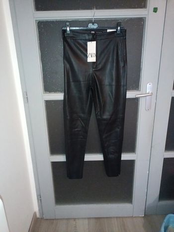 Pantalon simili