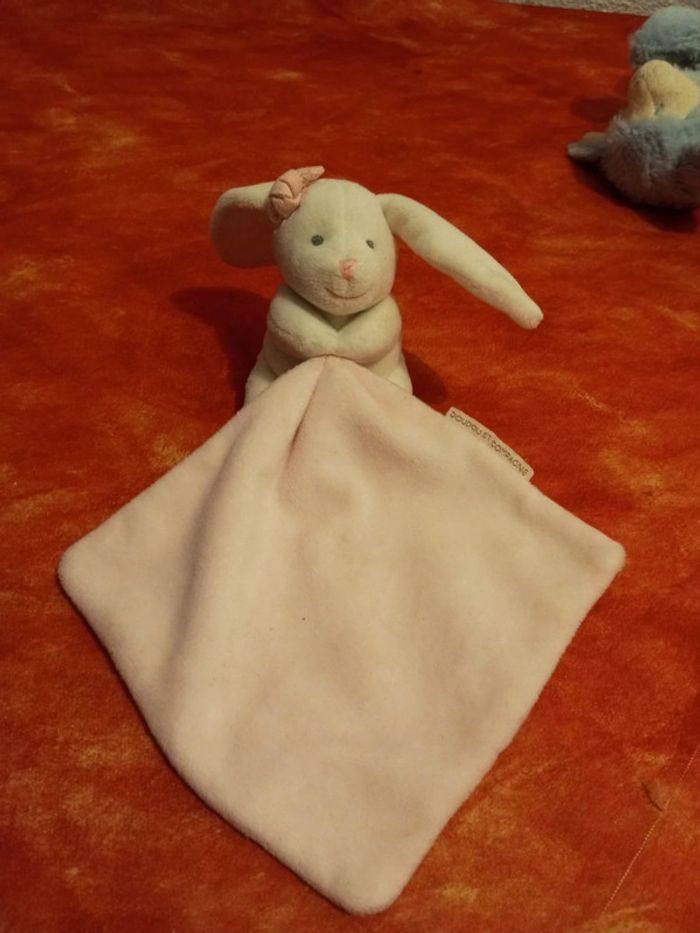 Doudou lapin mouchoir blanc et rose - photo numéro 2