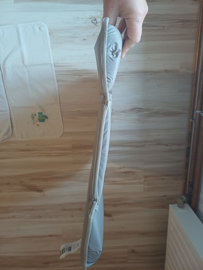 Matelas à langer + 3 protections - photo numéro 6