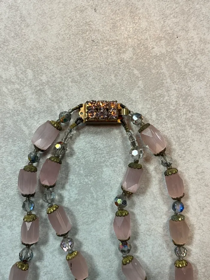 Beau collier vintage perles roses - photo numéro 2
