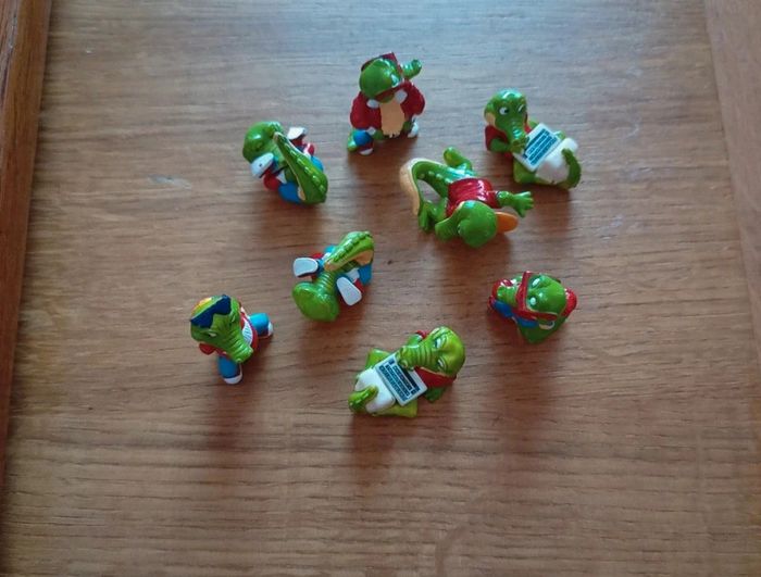 Lot de 8 figurine crocodiles kinder - photo numéro 3