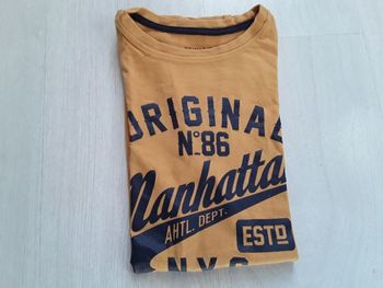 Maillot manches courtes  12 ans,  coloris moutarde avec motif