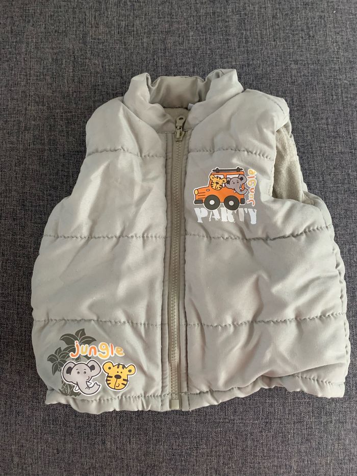 Veste sans manche 6 mois