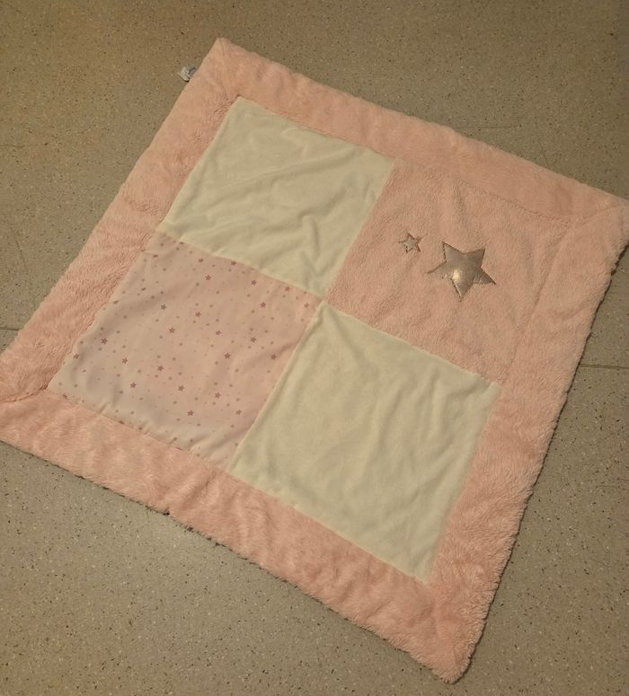 Tapis de parc ou tapis d éveil - photo numéro 2