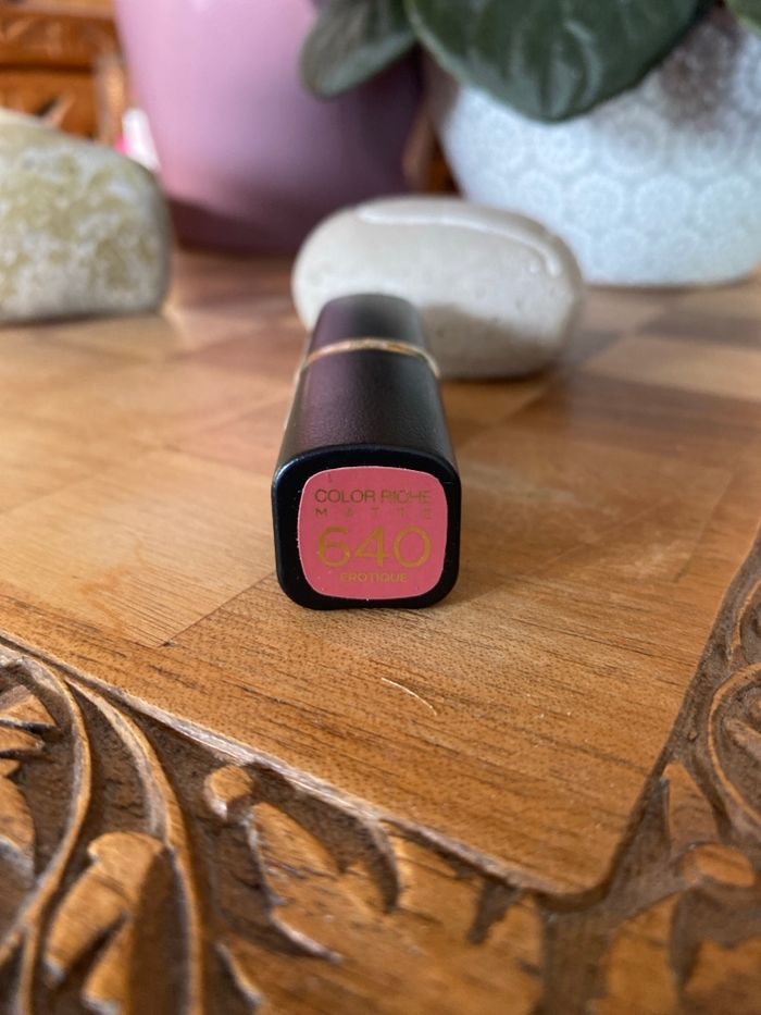 Rouge à lèvres l’Oréal 640 color riche matte