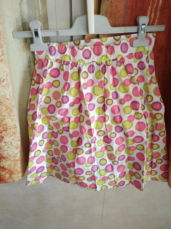 Ensemble jupe/tee shirt/gilet - photo numéro 2