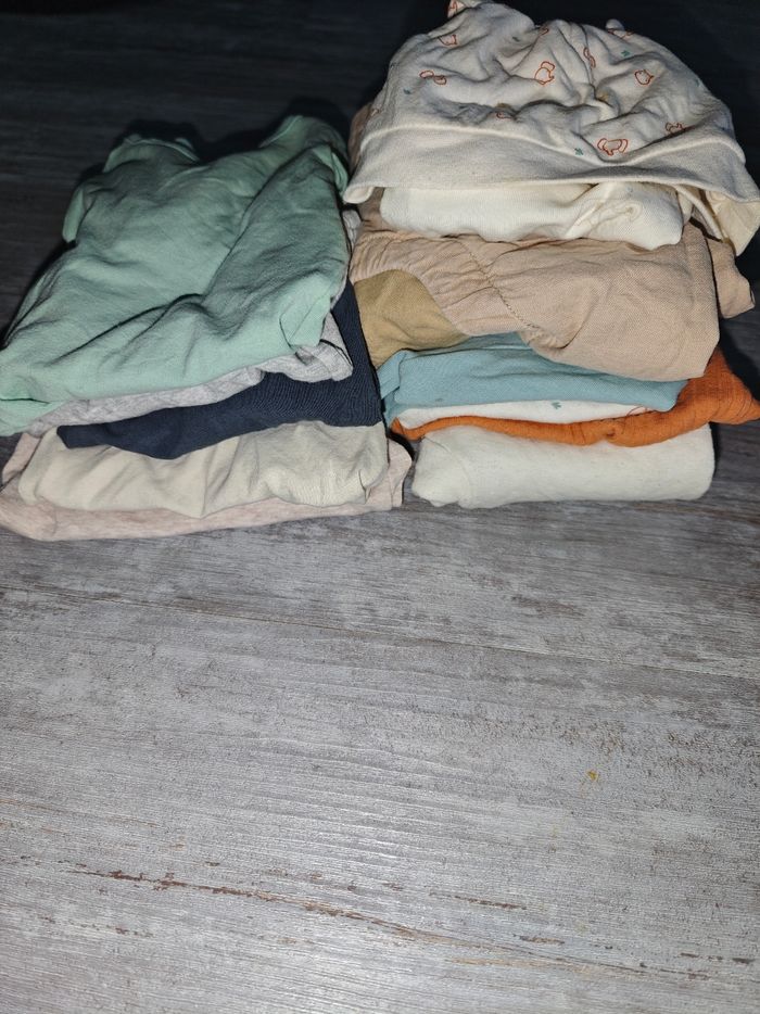 Lots de vêtements 6 mois
