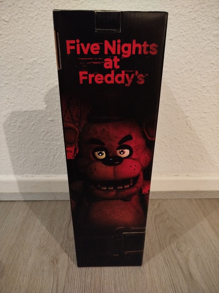Freddy Fazbear Five Nights at Freddy's Peluche - photo numéro 2