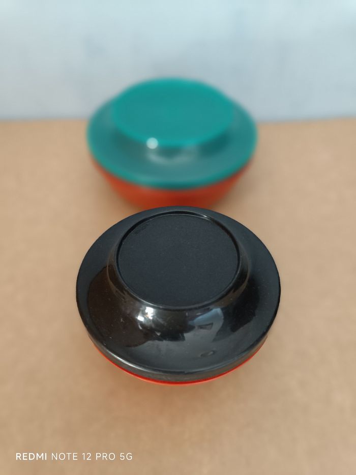 Bols vintage Tupperware ( 400 + 650 ml) - photo numéro 2