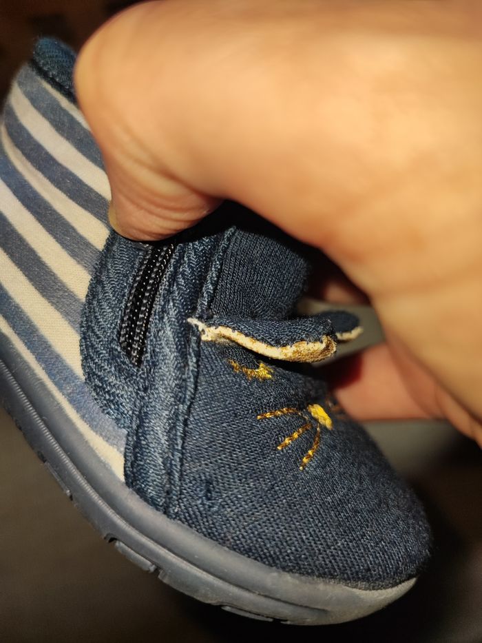 Chaussons taille 19 - photo numéro 4