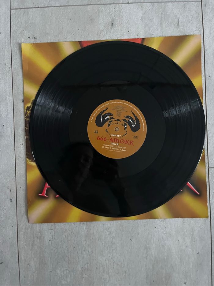 Disque 45 tours 666 Amokk - photo numéro 4