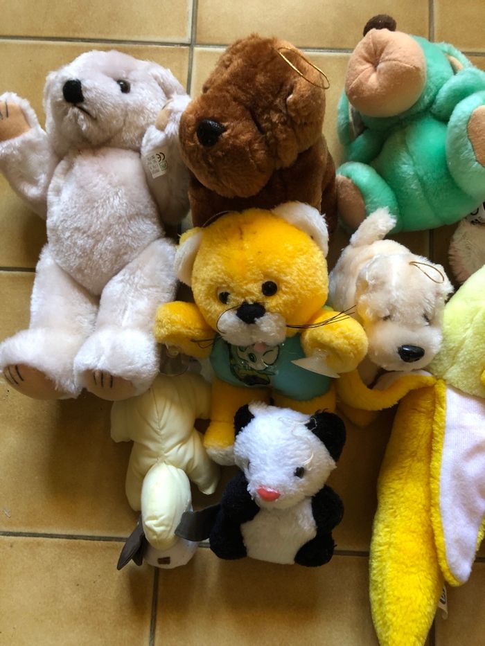 lot de peluches - photo numéro 3
