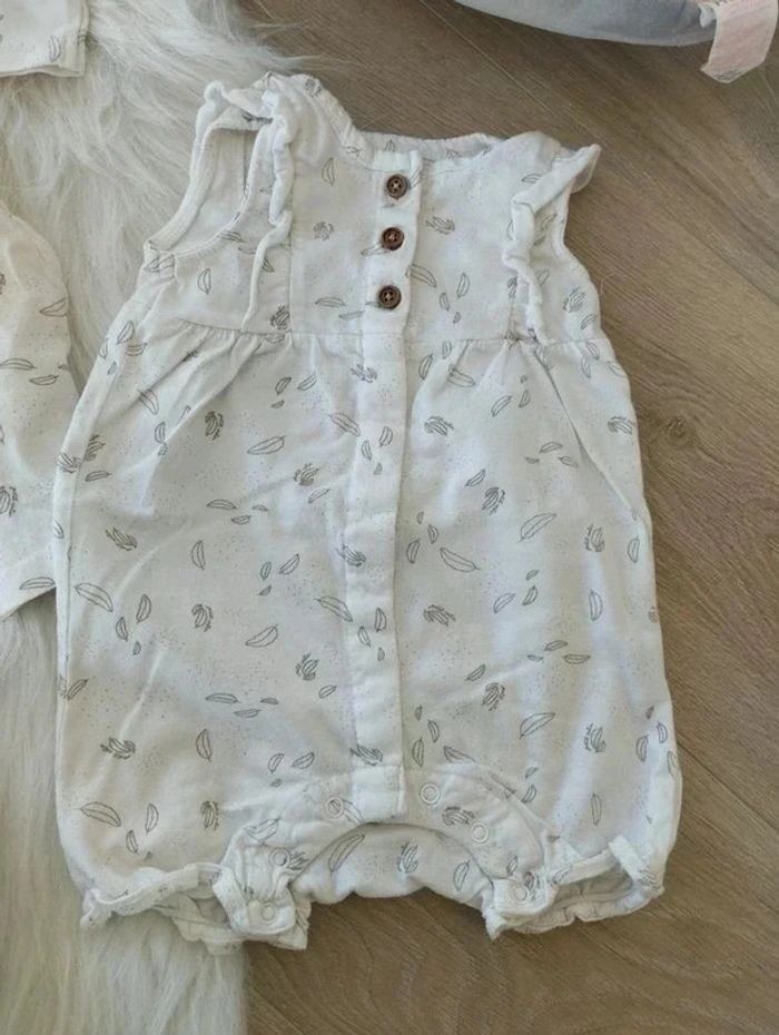 Lot đȘ¶6 mois đ§ - photo numĂ©ro 5