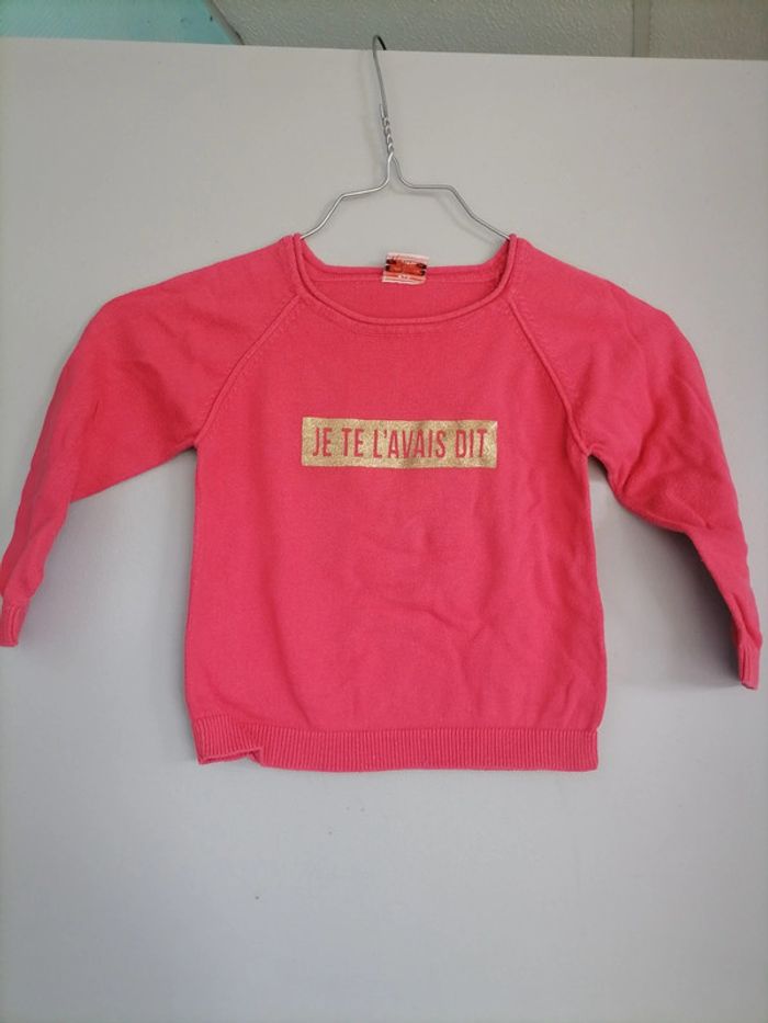 Pull tape à l'œil 2 ans