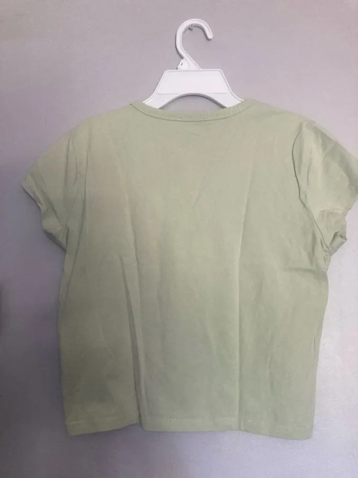 Top court vert pâle Jennyfer – Taille L – strass légers, petites manches - photo numéro 7