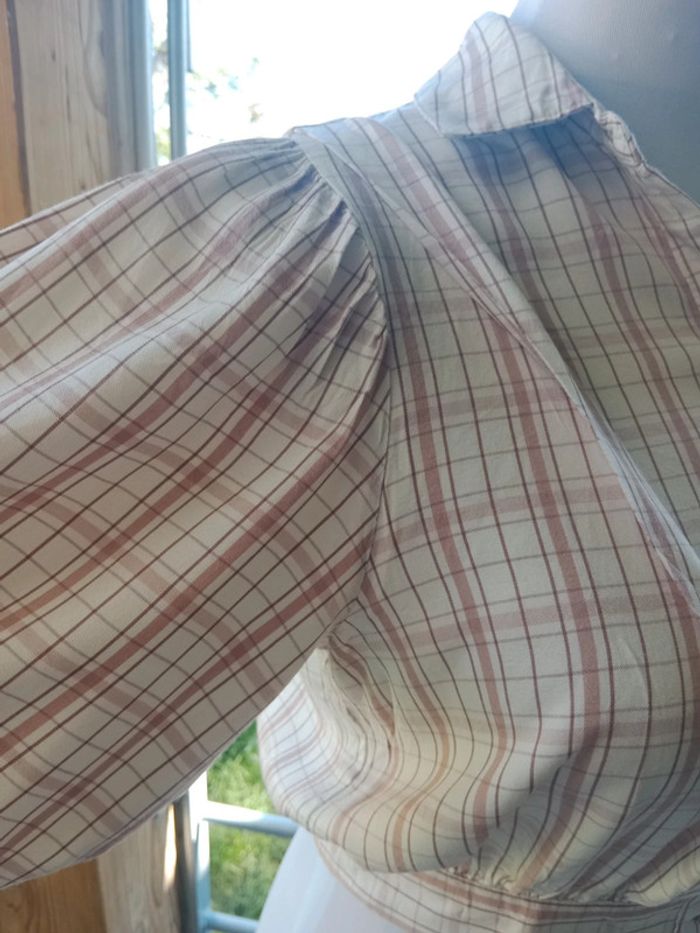 Chemise courte tendance 🌸