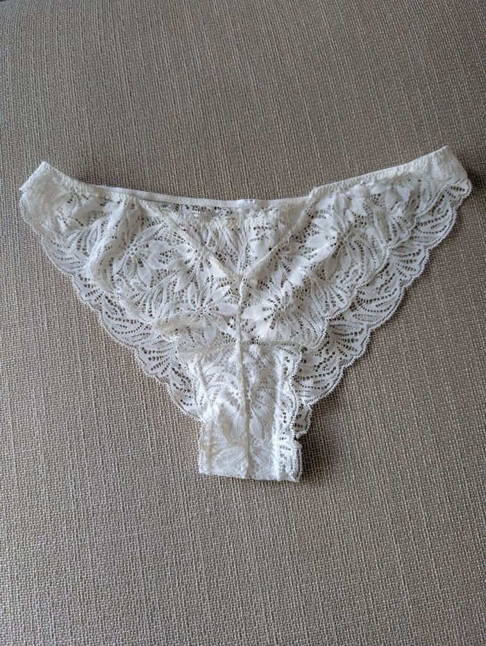 Culotte string blanche