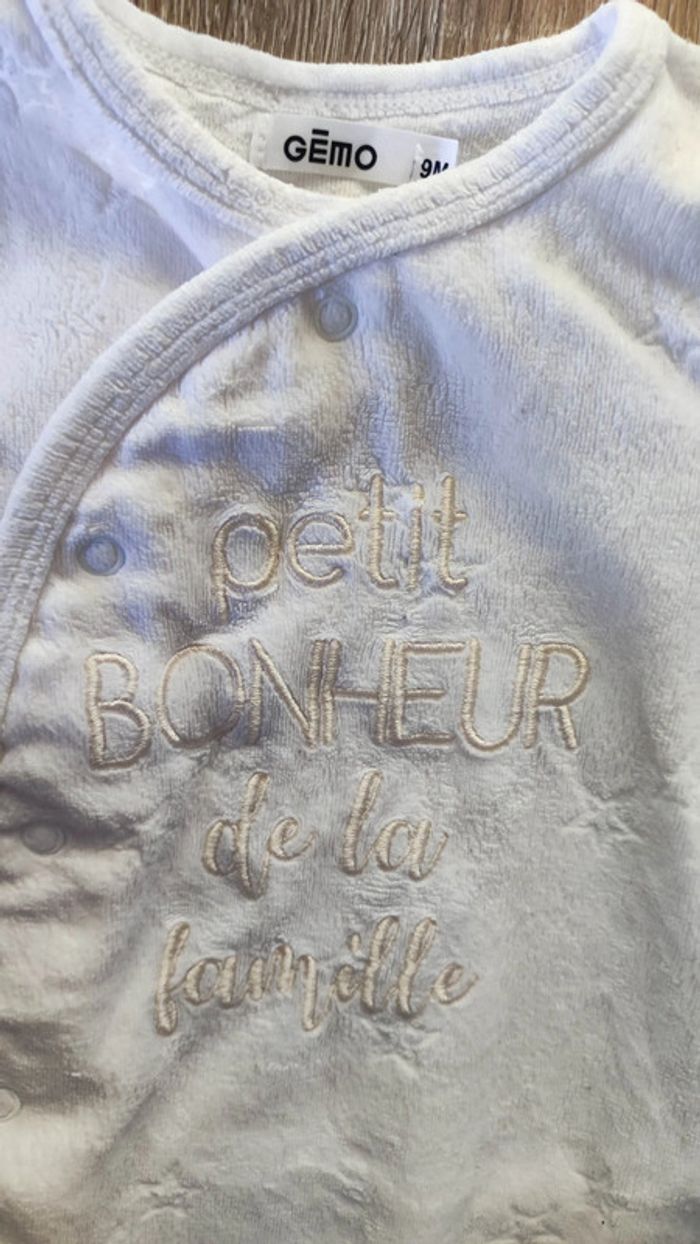 Pyjama en velours taille 9 mois